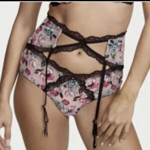 Victoria’s Secret Very Sexy Floral Embroidered Waist Cincher Garter Belt